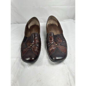 NURSACE loafer shoe size 39 brown flower applique italy